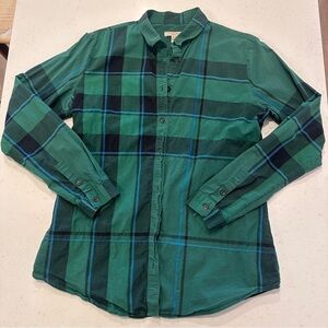 Burberry Long Sleeve Button Down Size Medium Like New!
